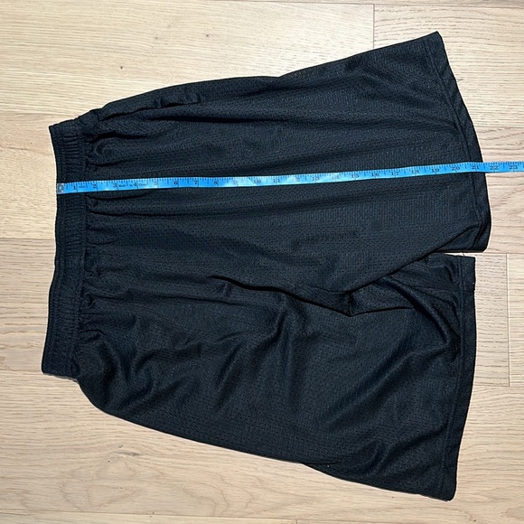 Men’s Shorts - Picture 4 of 4